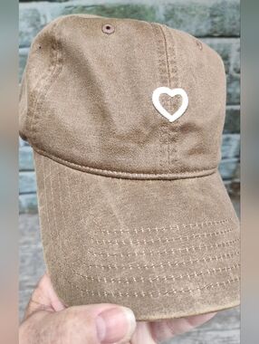 Khaki Women’s Embroidered ❤️ Baseball Cap